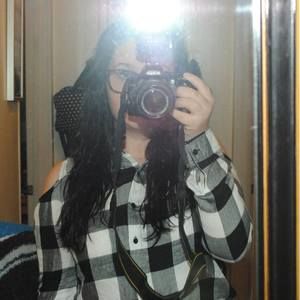 Meet your Posher, Isabel